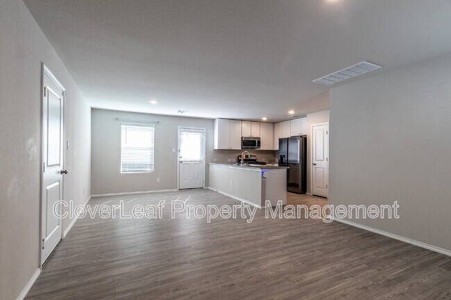 Building Photo - 13730 Bucket Way