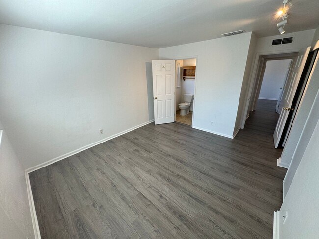 Building Photo - 3 bedroom | 2 bathroom | Citrus Heights Single Family Home