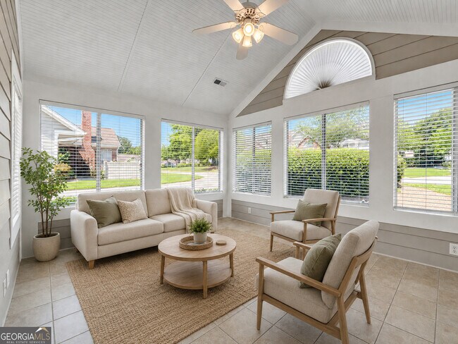 Building Photo - 3057 Orchard Ridge Cir