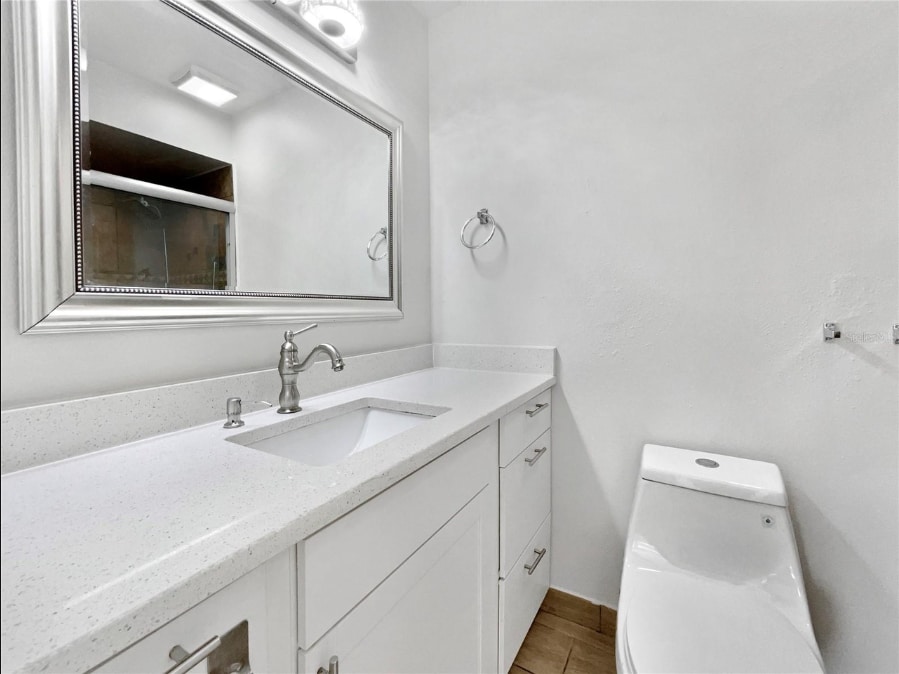 Building Photo - 23337 Olean Blvd