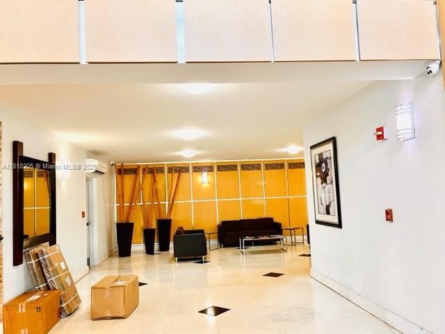 Building Photo - 6770 Indian Creek Dr