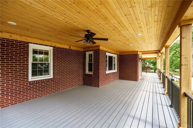 Building Photo - 4691 Mad River Rd