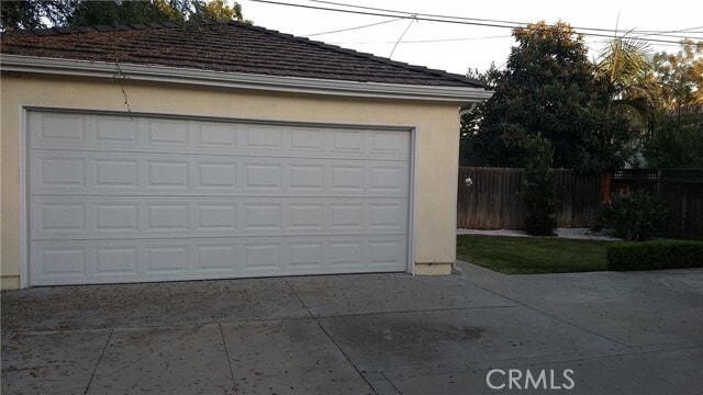 Building Photo - 1858 Euclid Ave