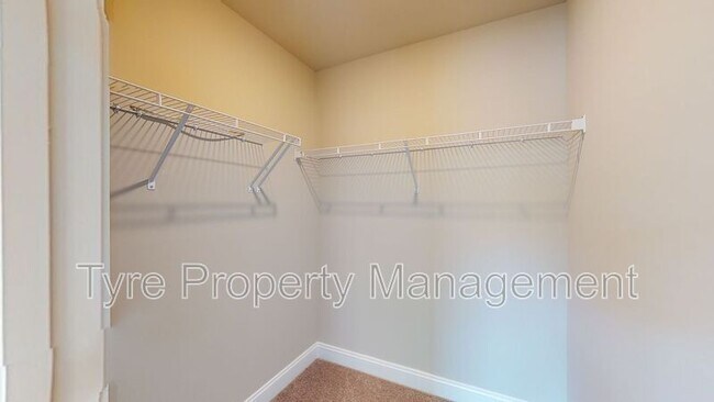 Building Photo - 2608 Sailor Rose Ln