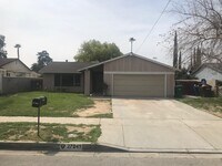 Building Photo - Spacious 3 bedroom Home for Rent