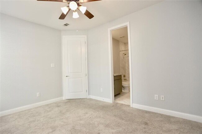 Building Photo - 1227 W 19th St