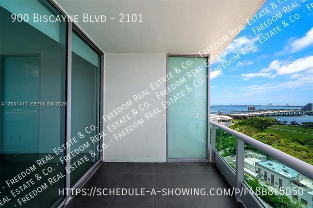 Building Photo - 900 Biscayne Blvd