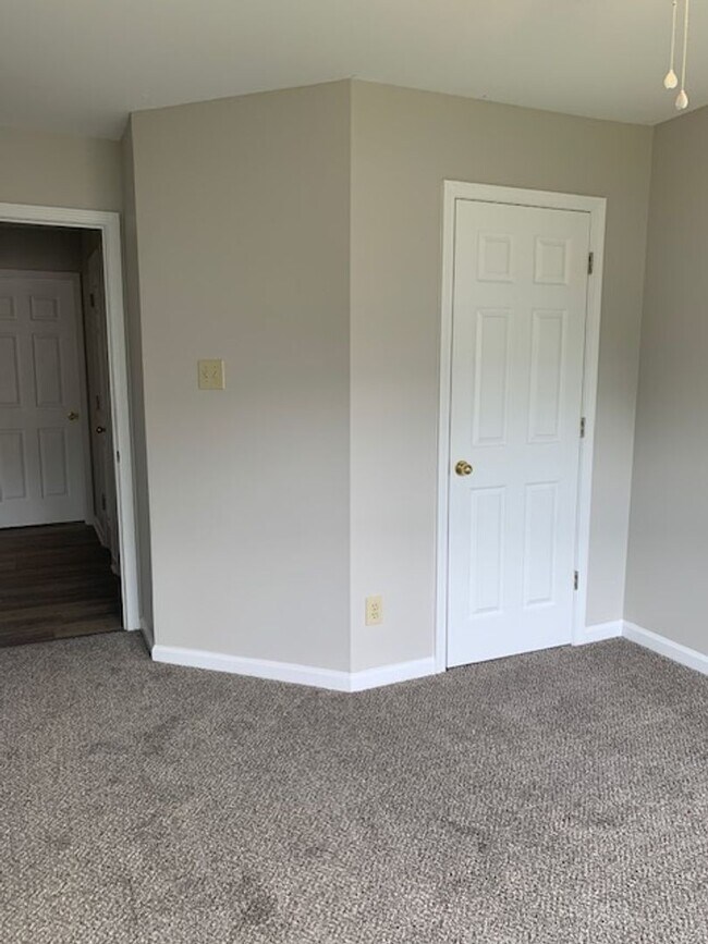 Building Photo - Canterfield Ranch Home      250721