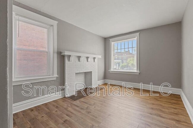 Primary Photo - 3941 Shaw Blvd