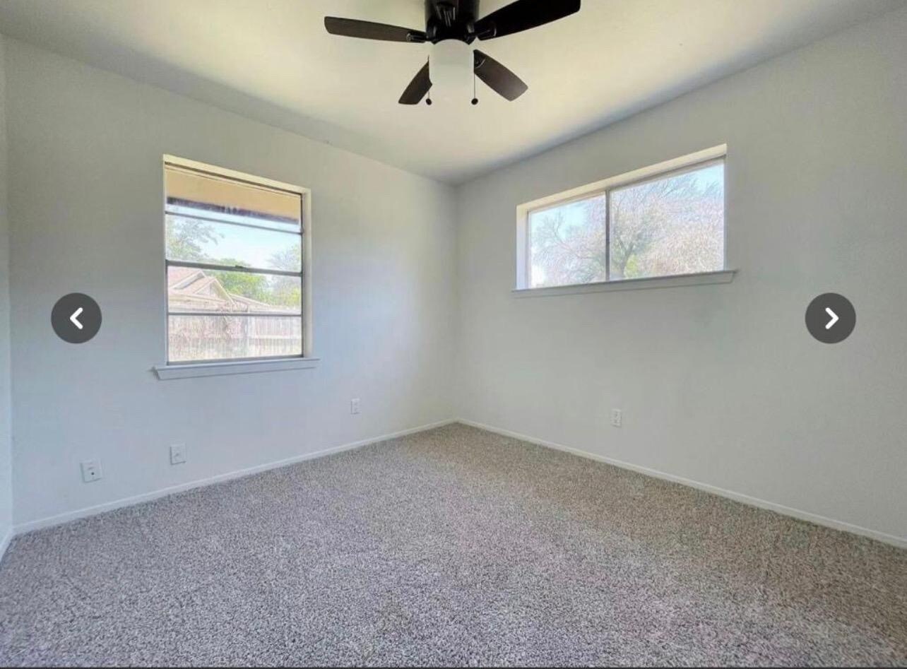 Building Photo - 1601 Carroll Dr