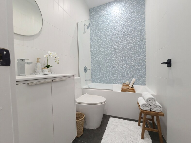 Building Photo - 193 Withers St