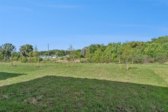 Building Photo - 2113 Walnut Crk Dr