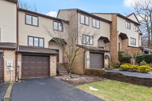 Building Photo - 33 Stockton Ct