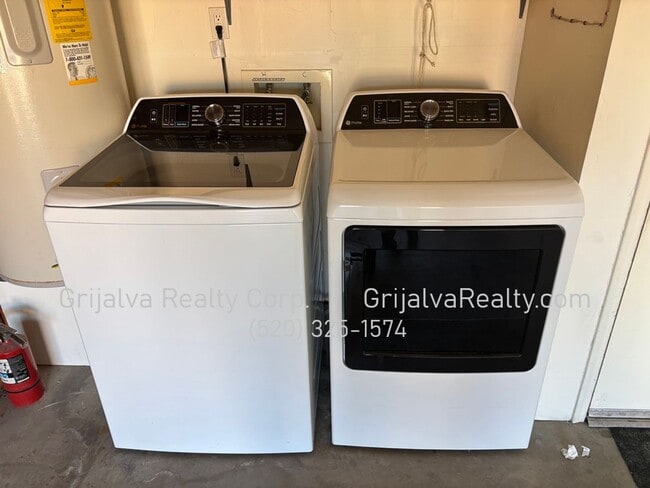 Building Photo - Beautiful 3 bedroom, 2 Bath Home in Reddin...