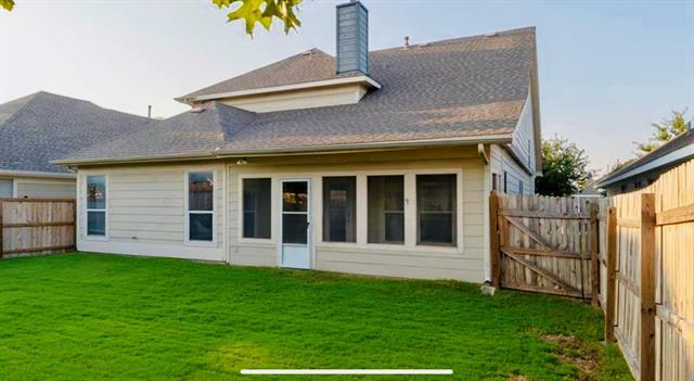 Building Photo - 9717 Hedge Bell Dr