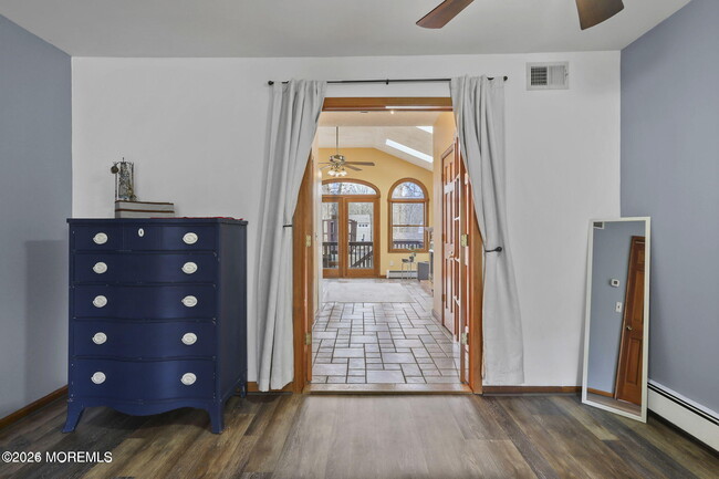 Building Photo - 1244 Whitesville Rd