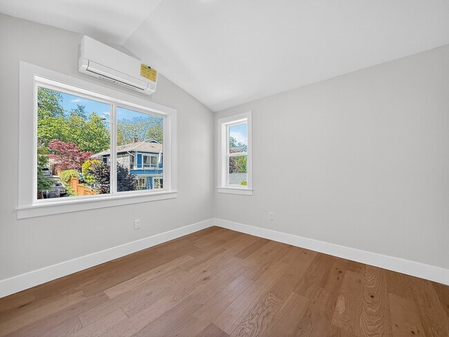 Building Photo - 5237 37th Ave NE