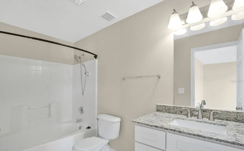 Building Photo - 15181 Sugargrove Way