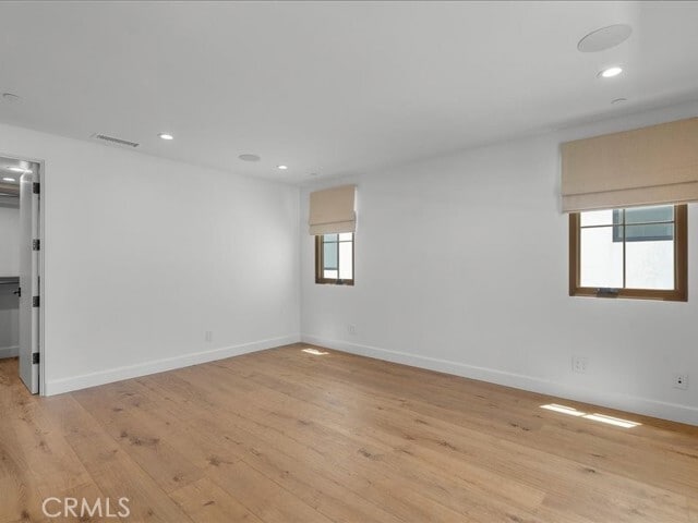 Building Photo - 505 Bayview Dr