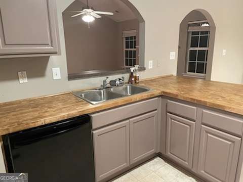 Building Photo - 2718 Trellis Oaks Dr SW