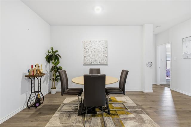 Building Photo - 10116 Autumn Leaves Ln