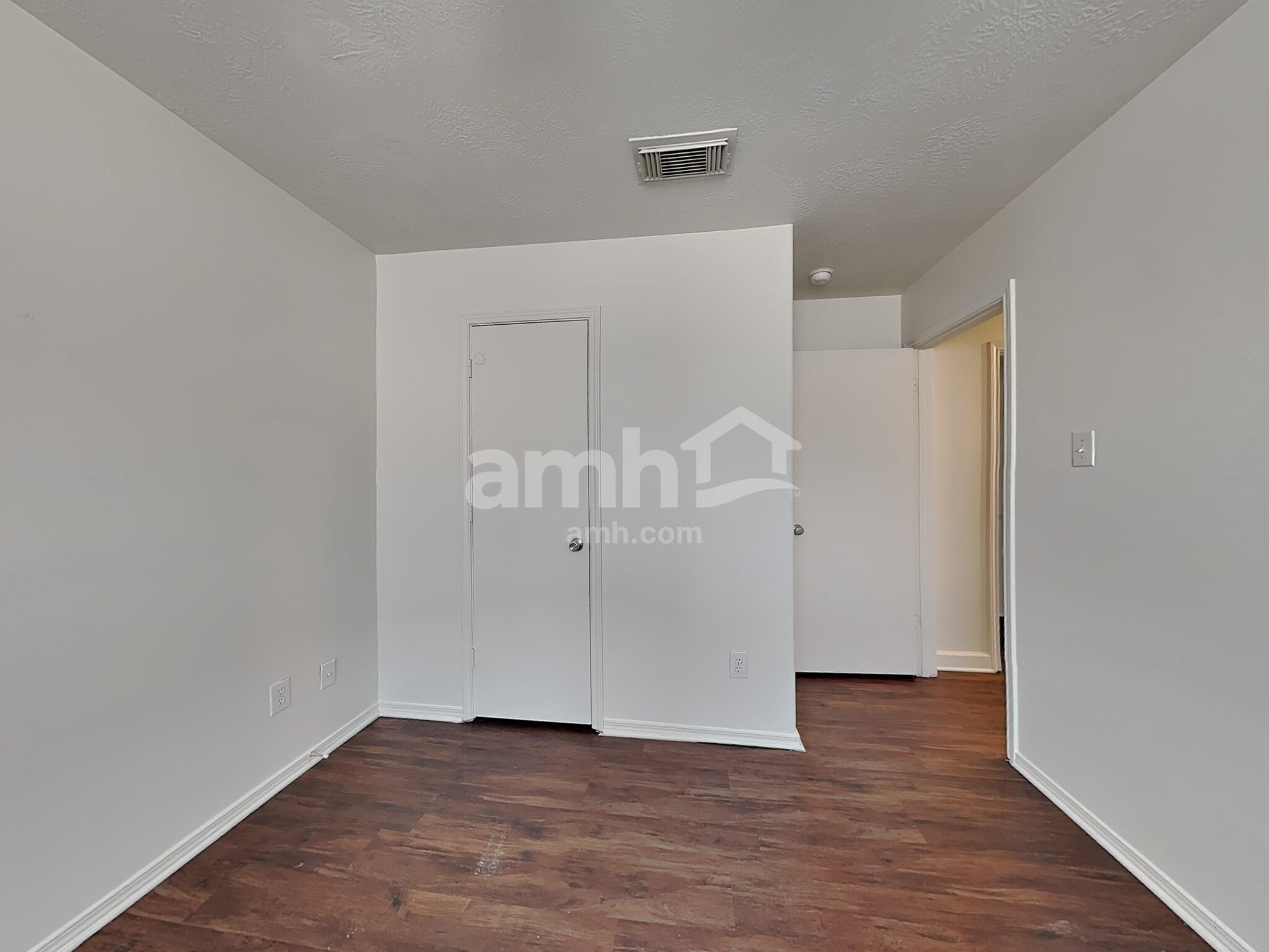 Building Photo - 14231 Bonham Oaks Ln