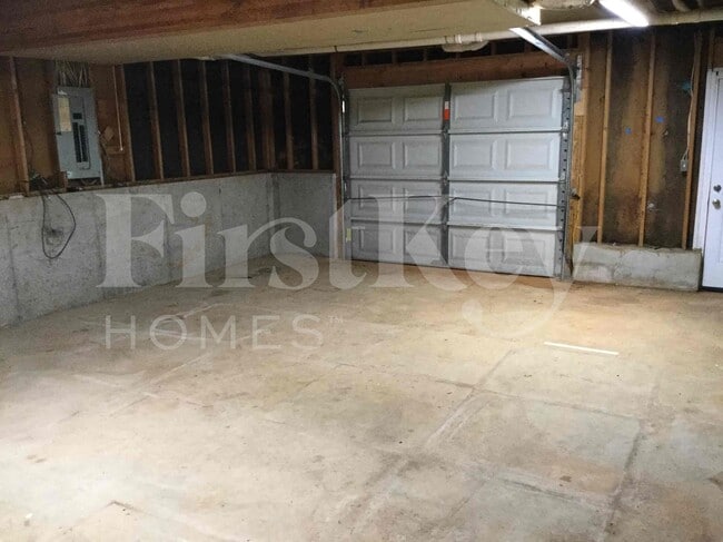 Building Photo - 138 Springfield Dr
