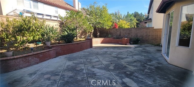 Building Photo - 11 Iron Springs