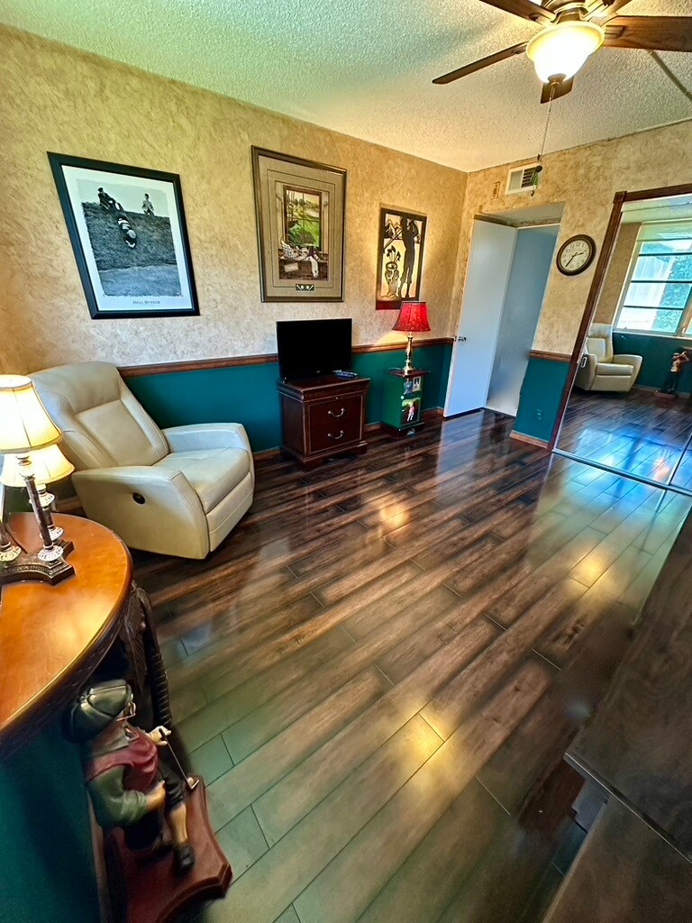 2nd Bedroom with Queen Murphy Bed - 933 Cypress Grove Dr