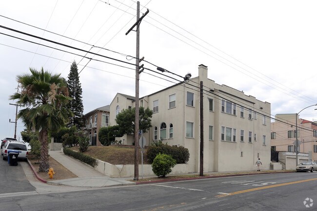 Building Photo - 347 N Mariposa Ave