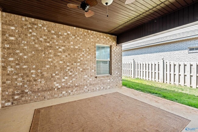 Building Photo - 3013 Mallard Point Dr SE