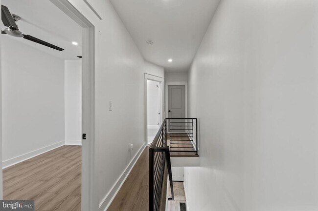 Building Photo - 3450 Almond St