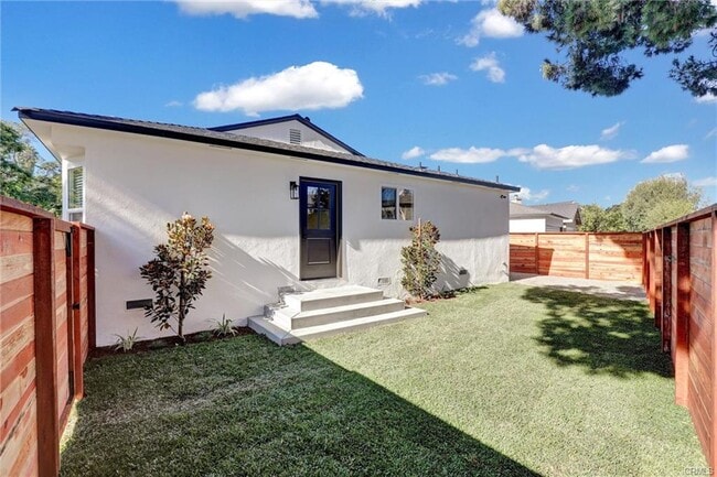 Building Photo - 7043 E Harco St