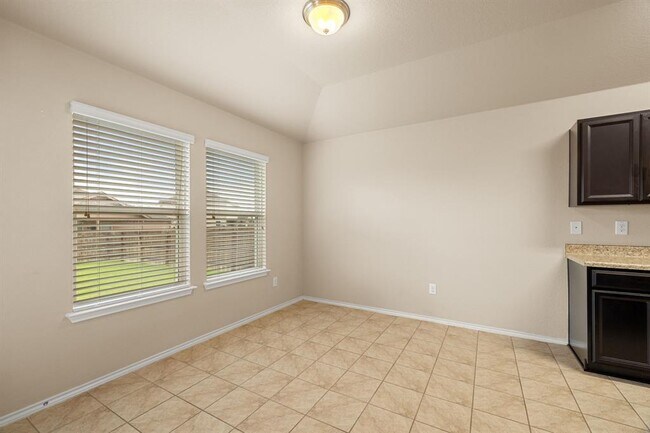 Building Photo - 1509 Birmingham Dr