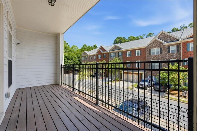 Building Photo - 2270 Tenor Ln