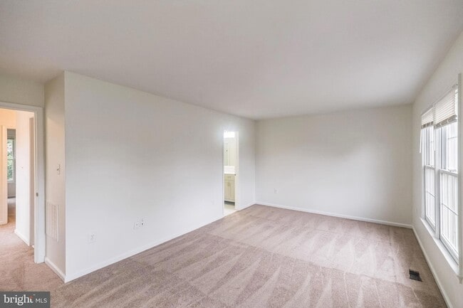 Building Photo - 3883 Zelkova Ct