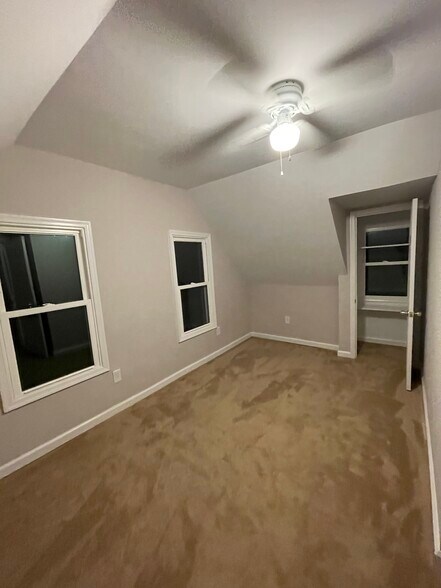 2nd bedroom (upstairs ) - 9224 Robin Rd