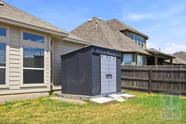 Building Photo - 3805 Hidden Harbor Dr