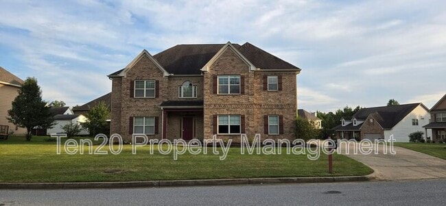 Primary Photo - 25 Red Maple St