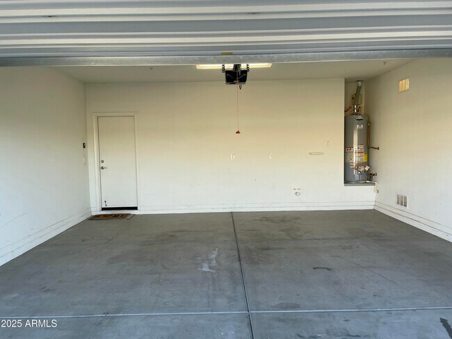 Building Photo - 1657 N 212th Dr