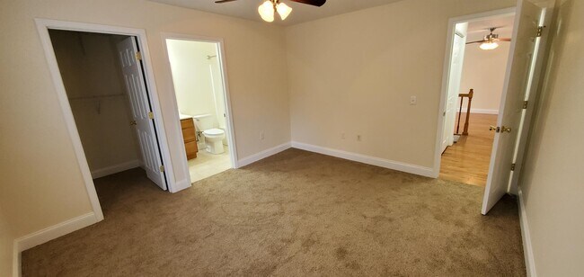 Building Photo - 172 Beth Ln