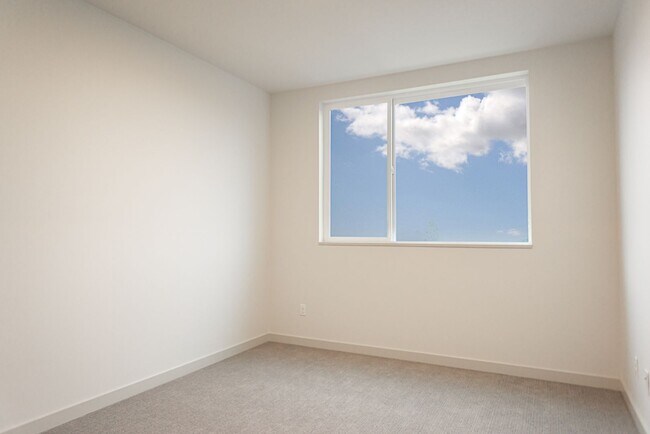 Building Photo - 3bd/2.5ba Seattle Townhome