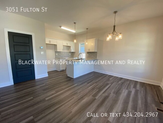 Building Photo - 3051 Fulton St