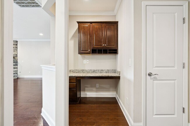 Building Photo - Sparkling clean 4 bedroom home in Spring H...
