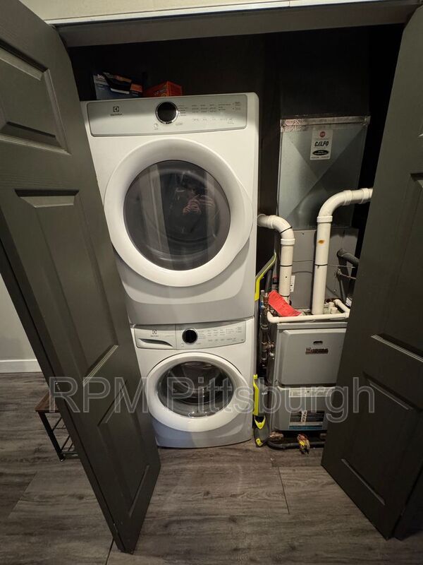 Building Photo - 5148 Dearborn St