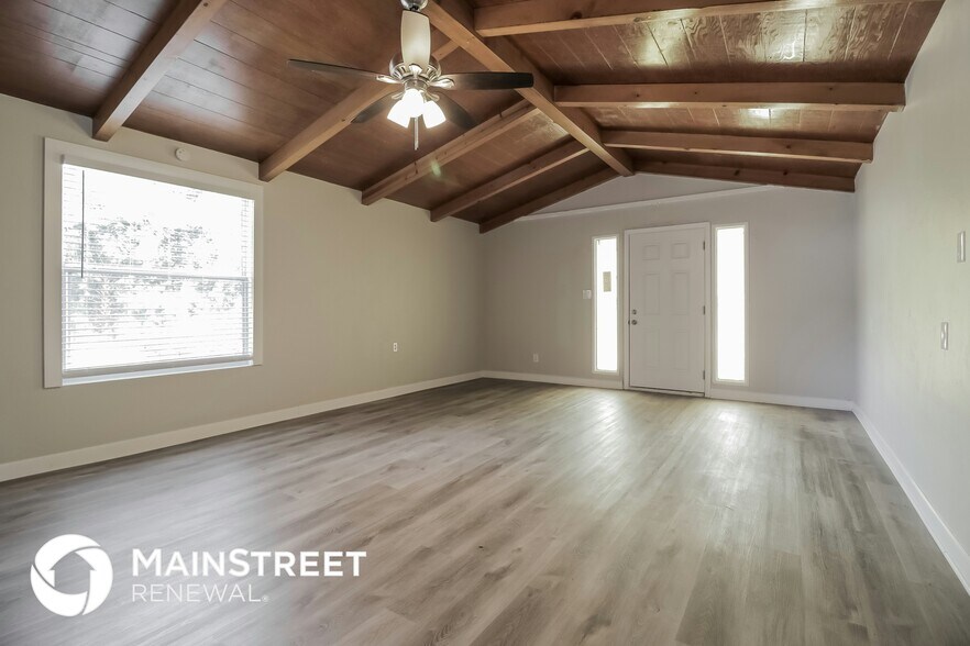 Building Photo - 1198 S Golf Lake Dr