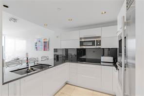 Building Photo - Collins Avenue, Sunny Isles Beach, FL 3316...