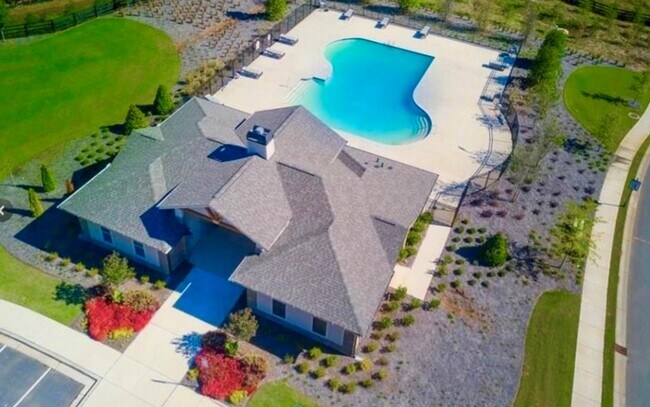 Building Photo - 570 Turlington Pl
