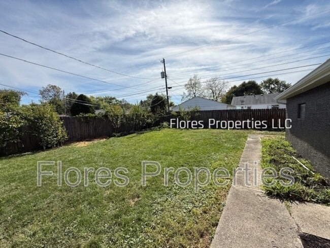 Building Photo - 1413 Cranwood Dr