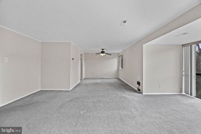 Building Photo - 10118 Little Pond Pl